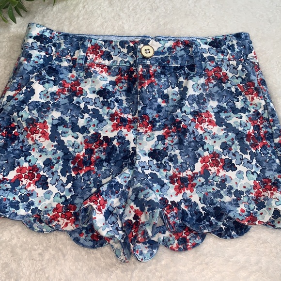 Crown & Ivy Blue and Red Floral Shorts 8 EUC Adjustable Waist - Picture 11 of 11